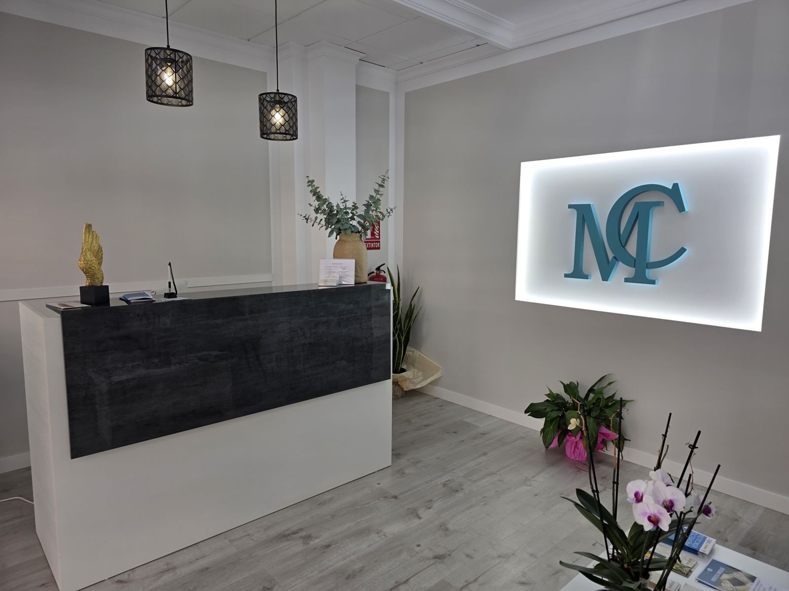 Recepción de la Clínica Médica MC en Baena